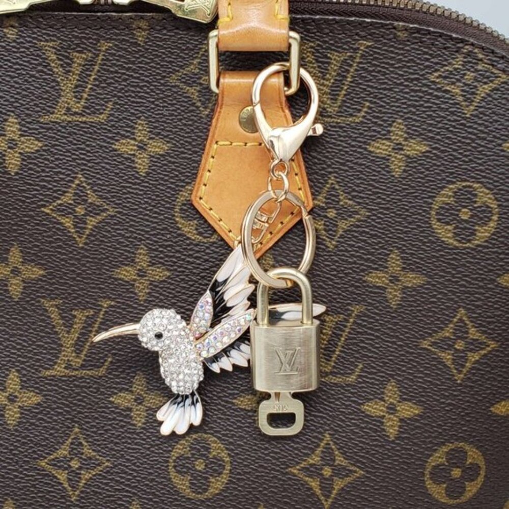 Authentic Louis Vuitton Gold Lock & Key 🔑 Bag Charm w/ Unbranded Bird Charm
